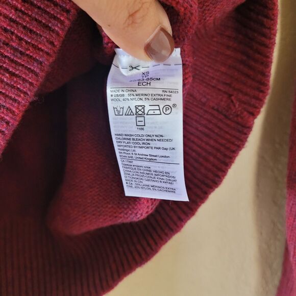 Banana Republic Cashmere Merino Wool Burgundy Red Sweater Sz Xsmall Ruffle Neck - Picture 3 of 6